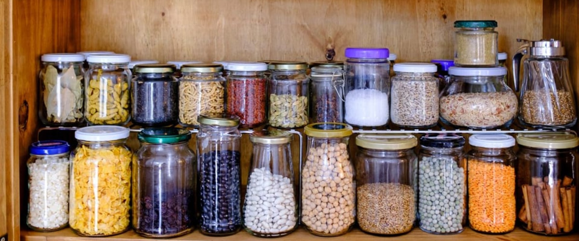 Is it okay to store food in a storage unit?