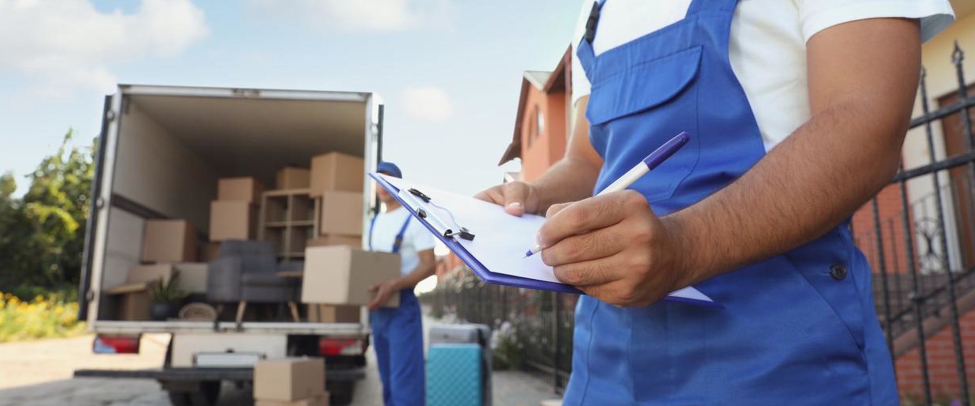 What should i consider when hiring a moving service in dublin?