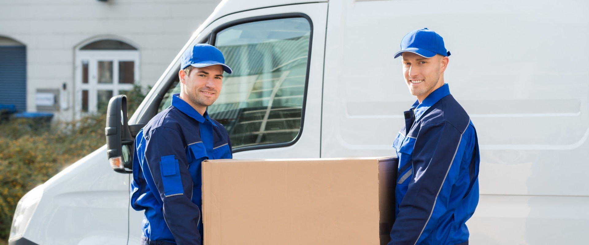 Are there any additional fees associated with using a removals company?